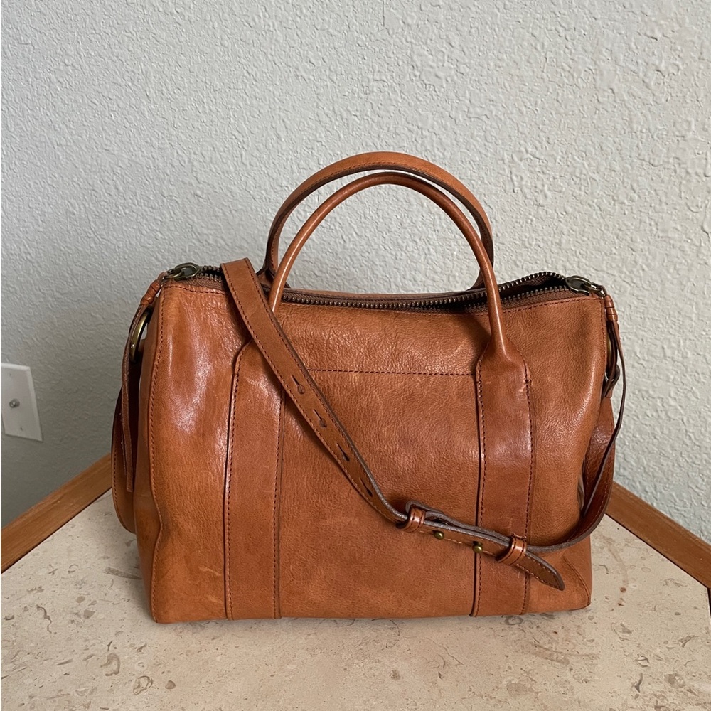 Madewell leather retired Prague crossbody handbag cognac brown zipper satchel